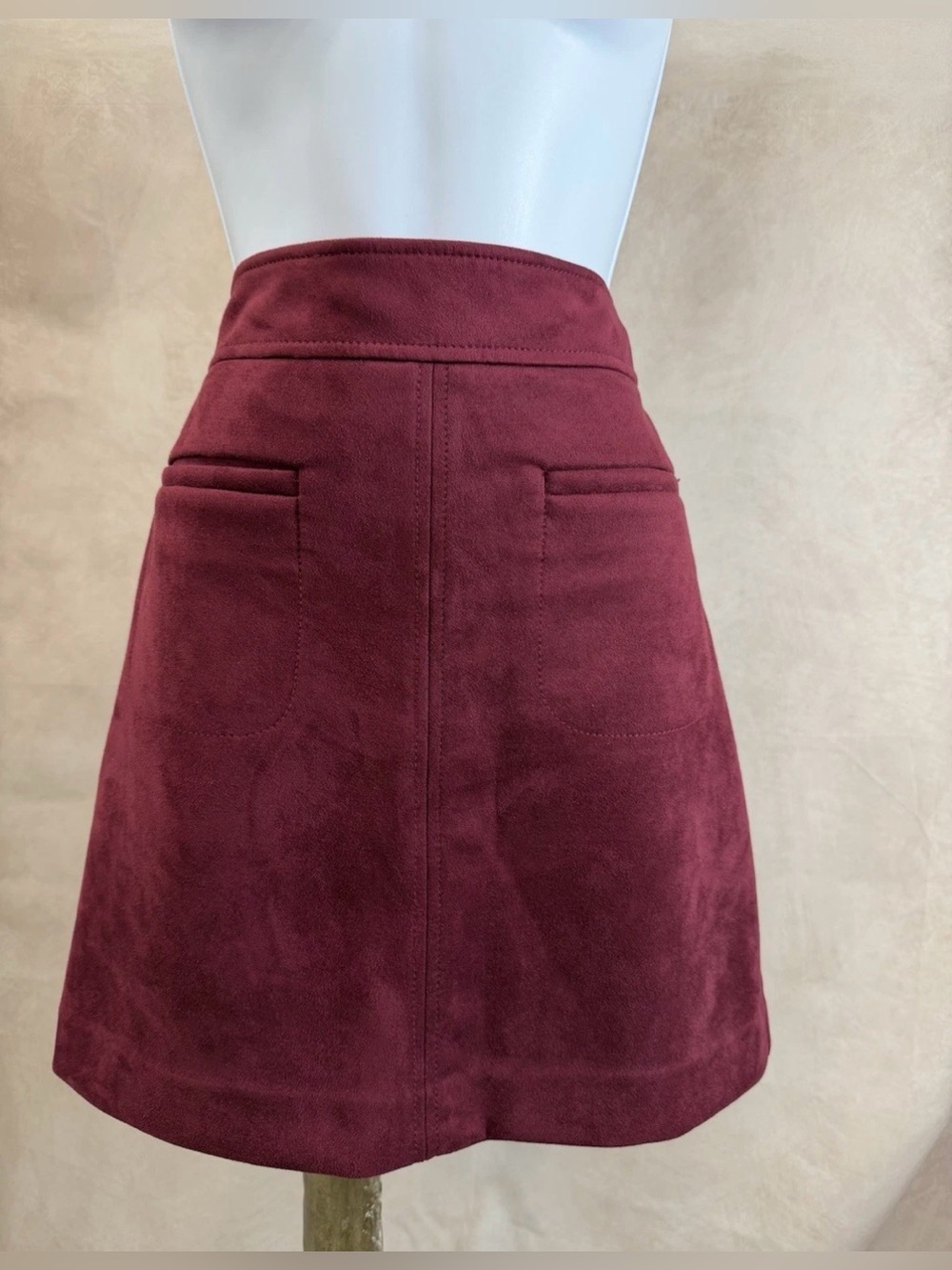LOFT Burgundy Microsuede Boho Stretch A-line Mini Skirt Size 10